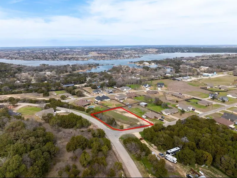 4003 Seminole Trail, Granbury, TX 76048