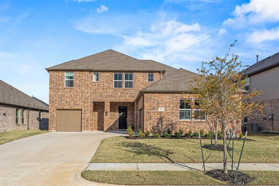 915 Crossvine Street, Mansfield, TX 76063