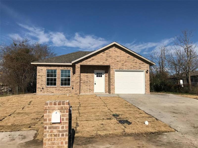 4910 Mcdougal Street, Greenville, TX 75401