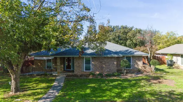 5 Easy Street, Hickory Creek, TX 75065