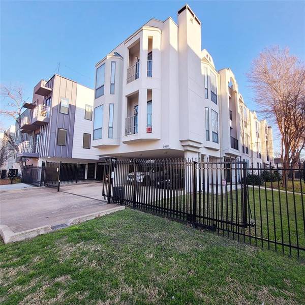 Dallas, TX 75204,2002 N Fitzhugh Avenue #10