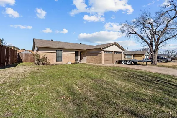 Saginaw, TX 76179,408 Cole Avenue