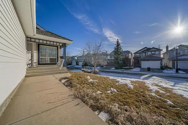 Calgary, AB T3H 3V2,42 Spring CRES SW