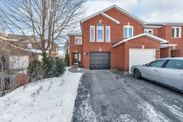 12 Longboat CT, Kanata, ON K2K 2T3