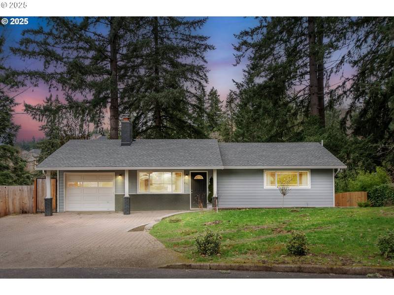 891 NE Foothills, Estacada, OR 97023