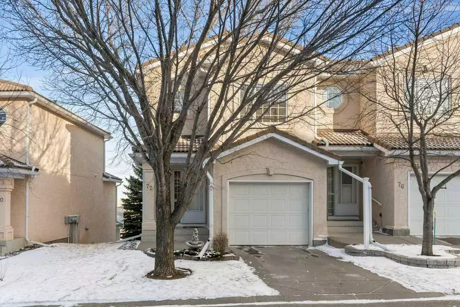 72 Hamptons Link NW, Calgary, AB T3A 5V9