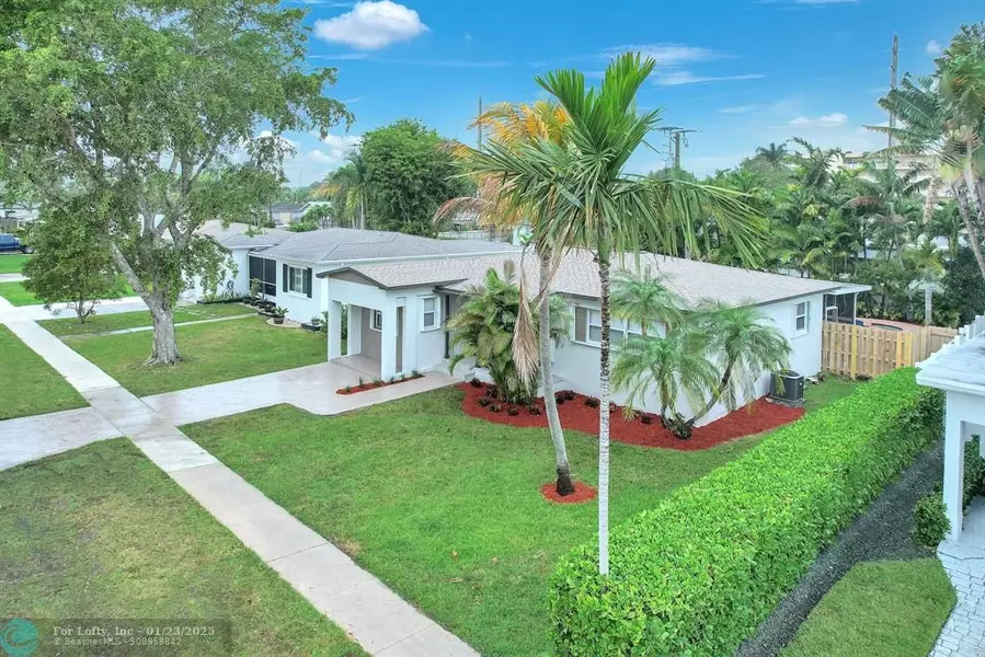 317 SE 3rd Ter, Dania Beach, FL 33004