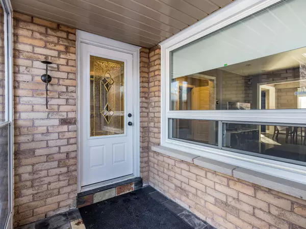 Brampton, ON L6S 4Y9,34 Niagara PL