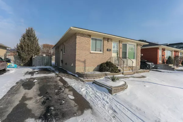 St. Thomas, ON N5R 5Z3,8 Rickwood PL