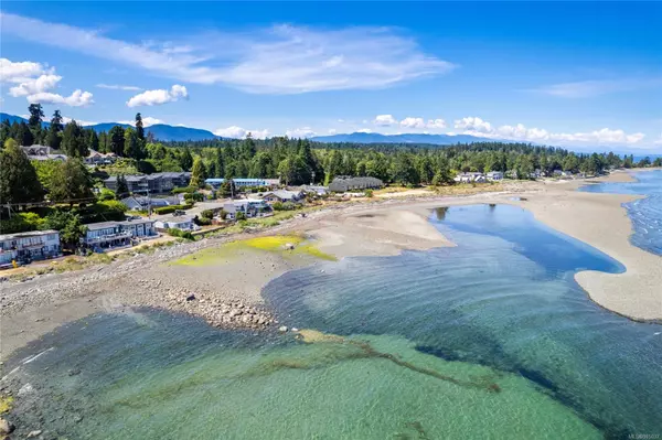 3257 Island Hwy, Qualicum Beach, BC V9K 2C6