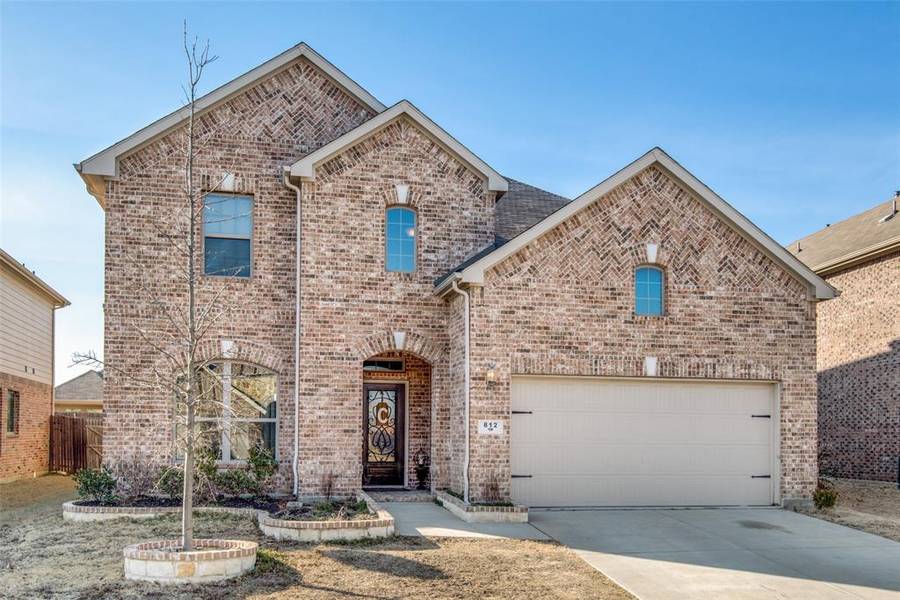 812 Green Coral Drive, Little Elm, TX 75068