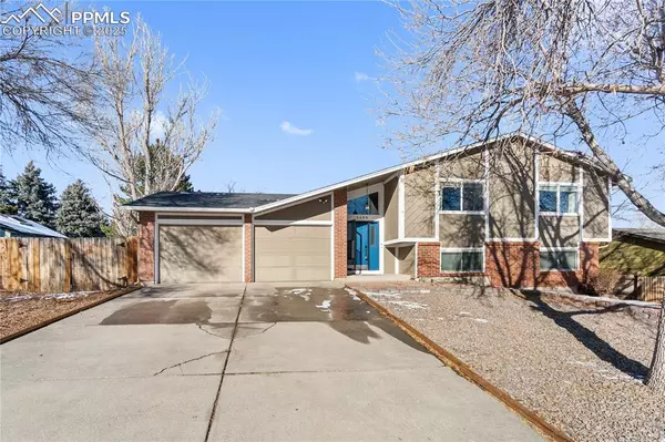 5460 Gunshot Pass DR, Colorado Springs, CO 80917