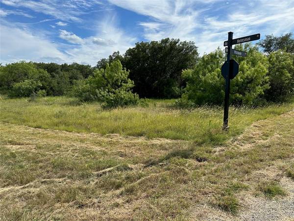 863 Pitchpole Circle, Brownwood, TX 76801