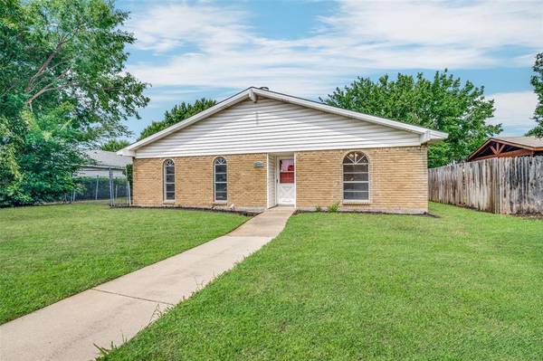 4713 Branch Hollow Drive, The Colony, TX 75056