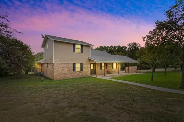 712 Nicholson Drive, Hamilton, TX 76531