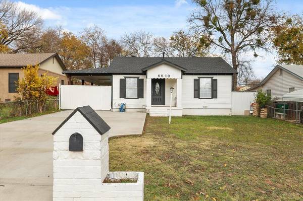 5510 Buchanan Street,  Sansom Park,  TX 76114