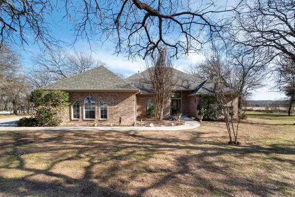 159 Howard Newby Lane, Springtown, TX 76082