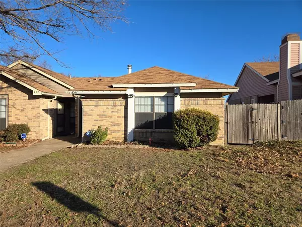 454 Dollins Street, Cedar Hill, TX 75104