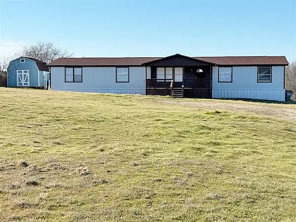 348 Coyote Trail, Rhome, TX 76078