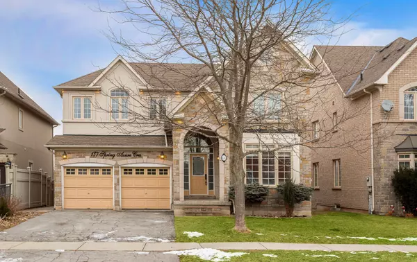 Oakville, ON L6L 6V8,137 Spring Azure CRES