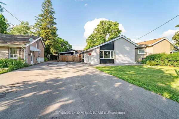 13 Cornwall RD, Brampton, ON L6W 1M8