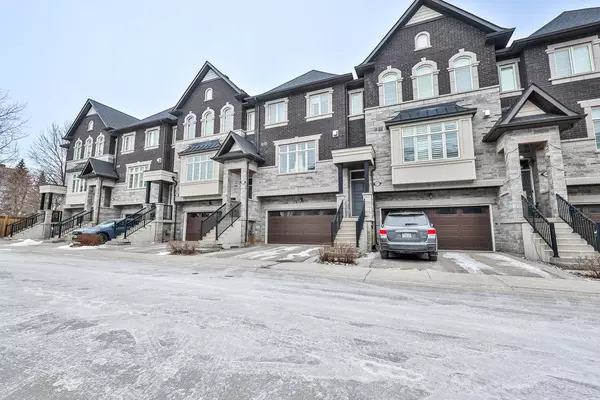 Oakville, ON L6M 1P4,2263 Khalsa Gate