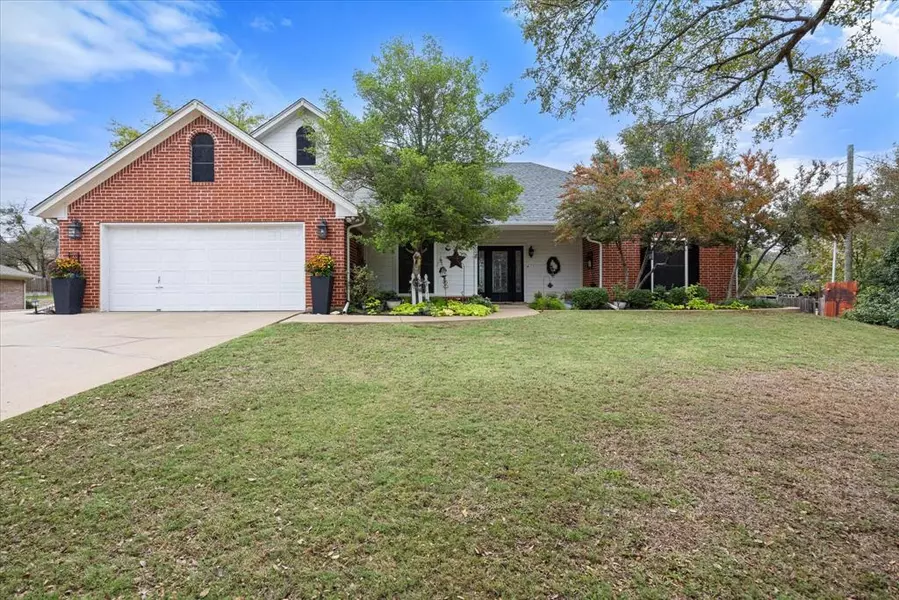 4104 Cimmaron Trail, Granbury, TX 76049