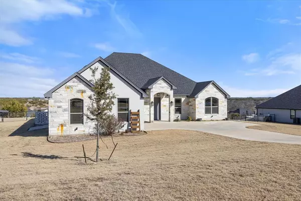 Granbury, TX 76049,320 Kenyon Court