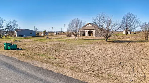 Pilot Point, TX 76258,12090 Elm Creek Road #43