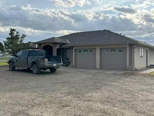 51026 Range Road 222, Magrath, AB T0K 1J0