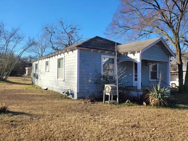 Mount Vernon, TX 75457,206 Keith Street