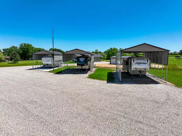 Hugo, OK 74743,1500 Roebuck Road