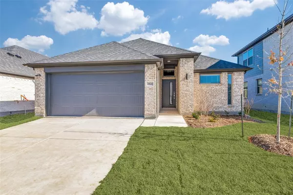 2820 Foxwood Street, Celina, TX 75009