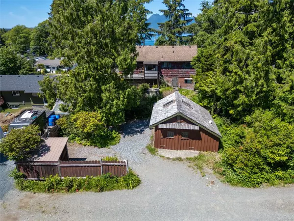 251 Campbell St, Tofino, BC V0R 2Z0