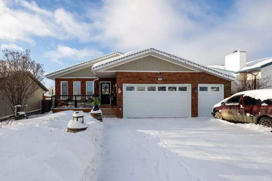 145 Kennedy CRES, Fort Mcmurray, AB t9k 1m8