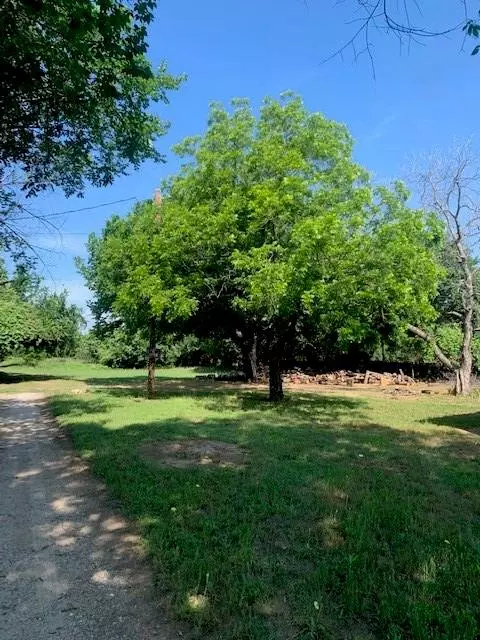 Azle, TX 76020,833 Boyd Road