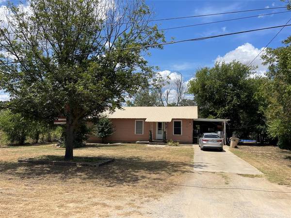 408 S 4th Street,  Bangs,  TX 76823