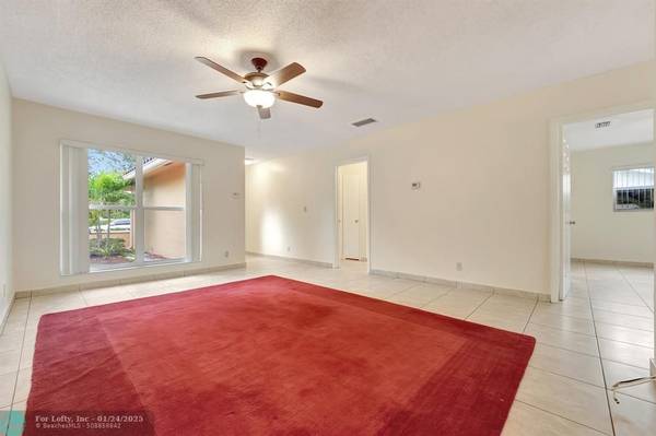 Coral Springs, FL 33065,8140 NW 40th St  #8140