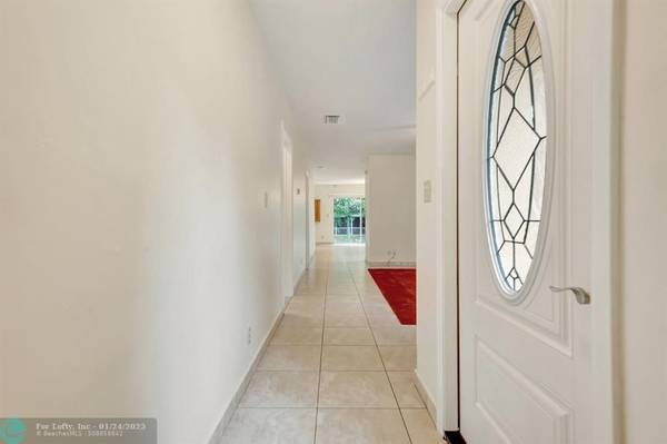 Coral Springs, FL 33065,8140 NW 40th St  #8140