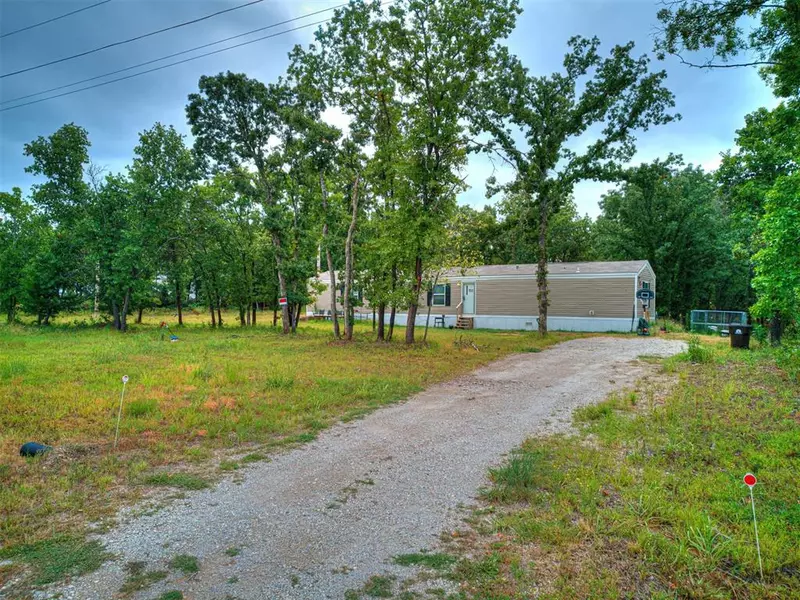 101735 Green Moss Trail, Wellston, OK 74881