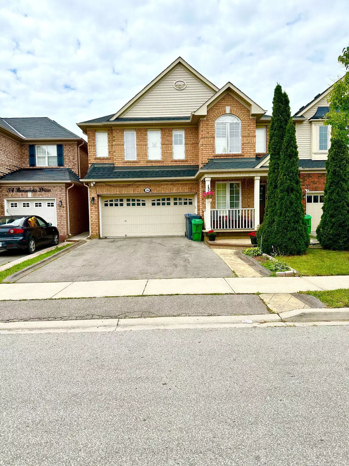 Brampton, ON L6X 0N2,36 Bonavista DR