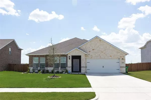 1427 Springbrook Drive, Waxahachie, TX 75165