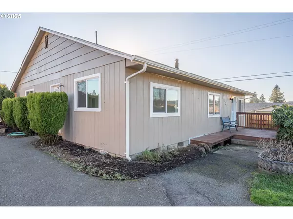 Myrtle Point, OR 97458,1808 MAPLE ST