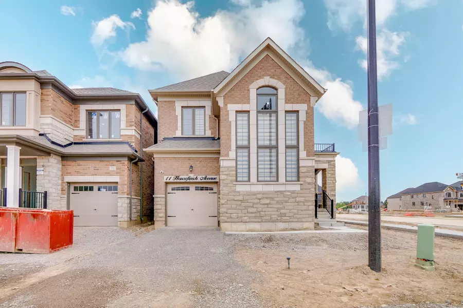 11 Housefinch AVE, Brampton, ON L6Z 1W5