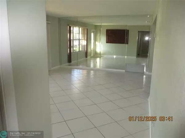 Pembroke Pines, FL 33024,8361 NW 24 COURT