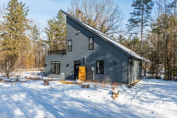 66 Pine Grove RD, Northumberland, ON K0K 2M0