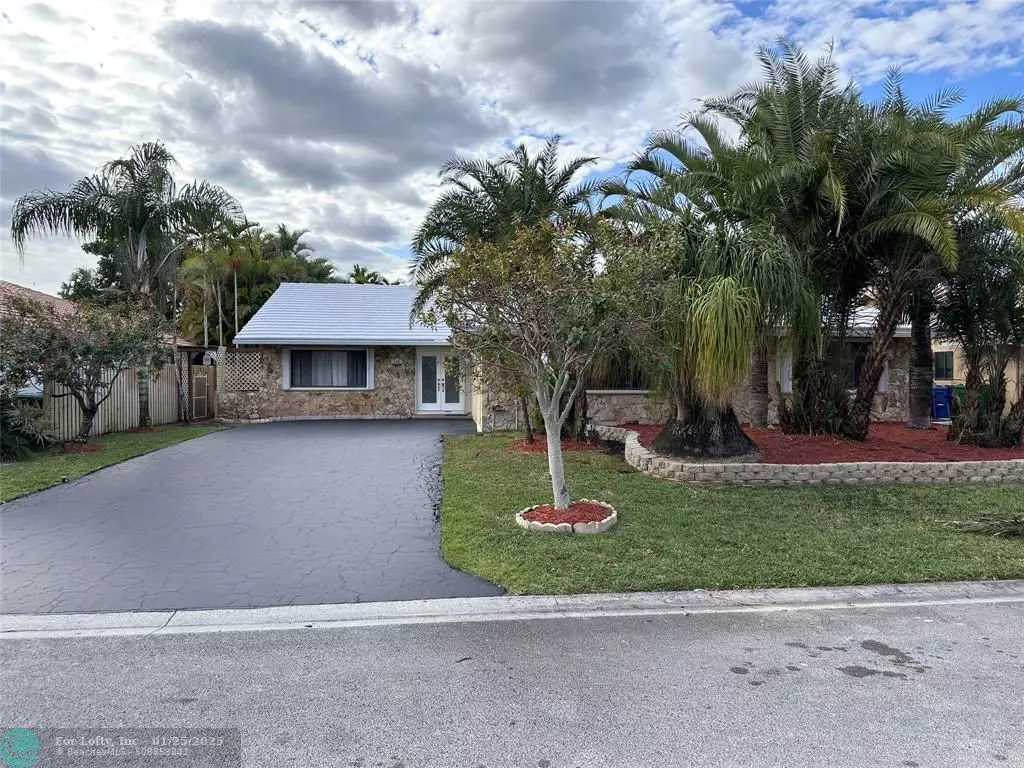 Coral Springs, FL 33071,676 NW 107th Ln