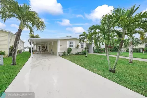 5450 Lagoon Dr, Fort Lauderdale, FL 33312