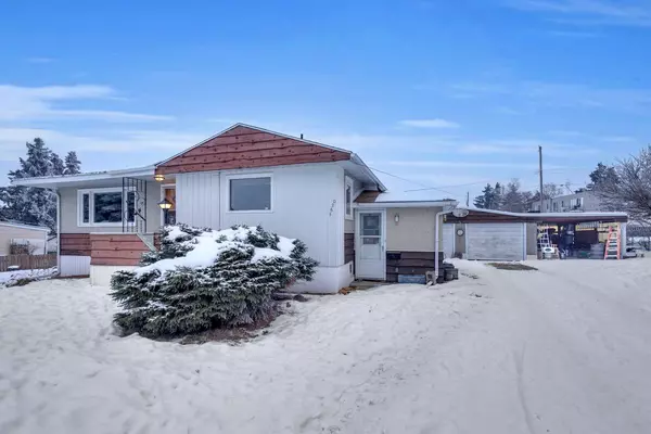 Innisfail, AB T4R 1R7,5620 50 AVE