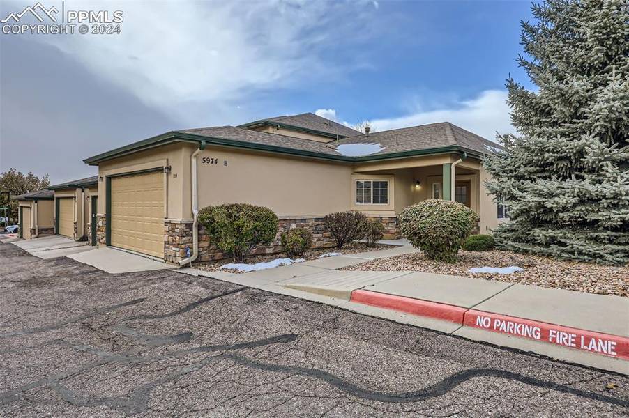 5974 Eagle Hill HTS #104, Colorado Springs, CO 80919